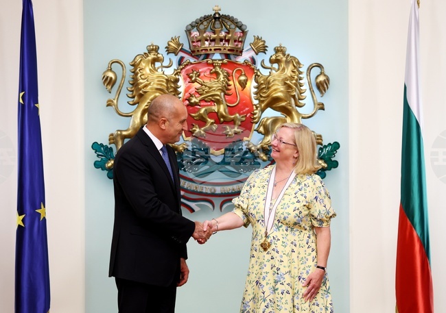 Румен Радев - Мартина Фийни - орден „Мадарски конник“