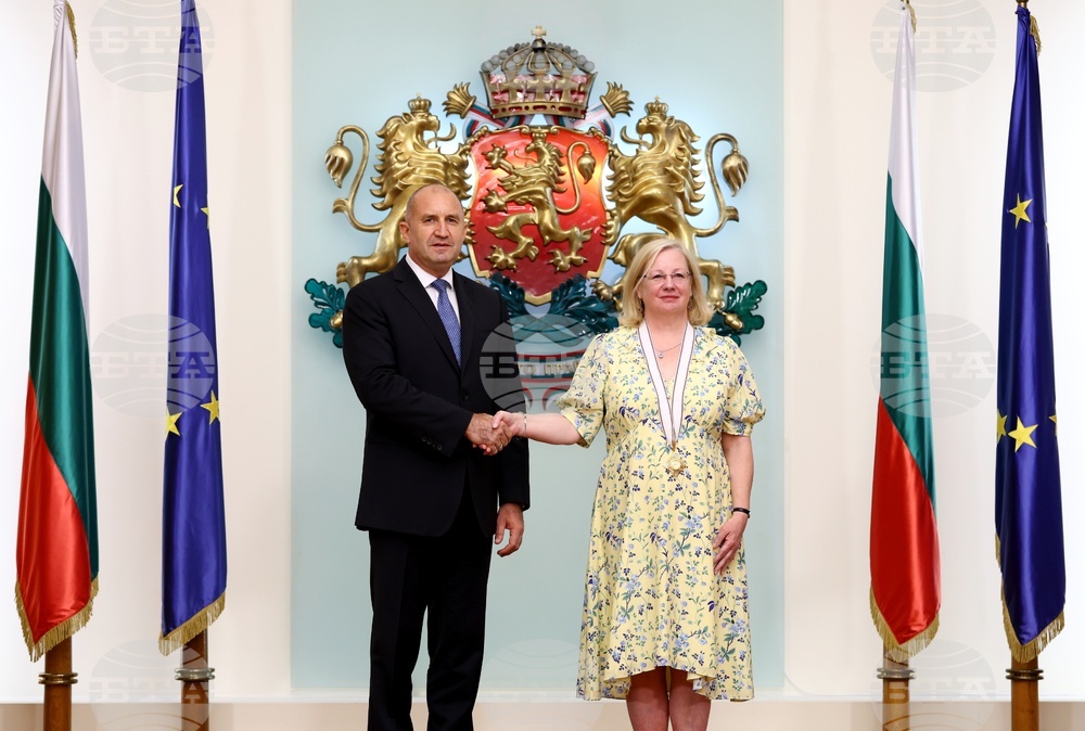 Румен Радев - Мартина Фийни - орден „Мадарски конник“