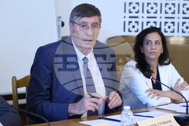 Народно събрание  - Комисия по въпросите на младежта и спорта - заседание - Георги Глушков