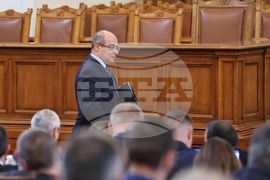 Парламент- извънредно заседание - Лазар Лазаров
