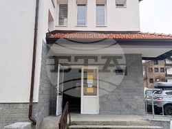 Снимка: Община Банско - обновена поликлиника