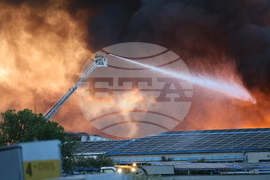 Село Царацово - предприятие за преработка на отпадъци - пожар