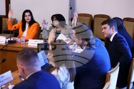 Парламент - комисия - меморандум