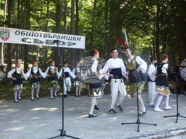 Традиционният събор в местността Хайдушка поляна в Твърдишкия балкан ще се проведе на 9 август 