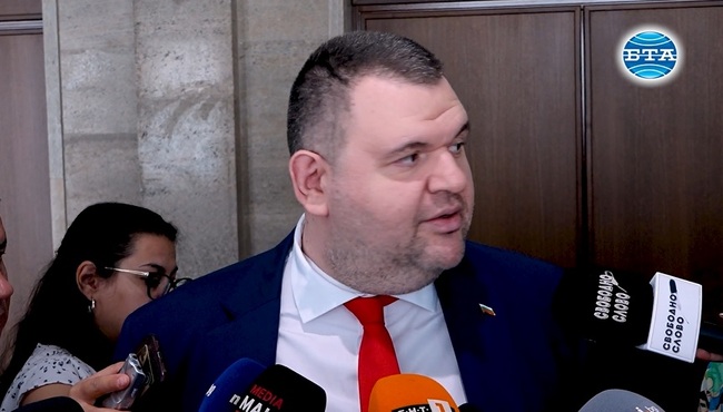 ИТН да връщат мандата и да отиваме на избори, шоуто трябва да свърши, каза Делян Пеевски