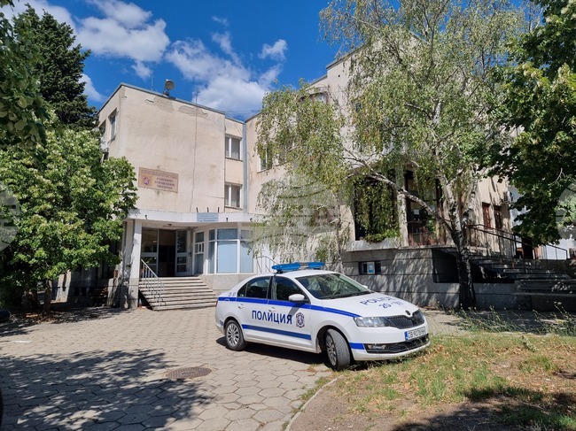 Задържаха мъж за незаконен отстрел на две кошути в землището на Твърдица