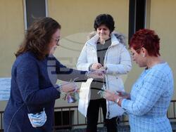 Снимка: Община Тетевен - Кметът на Тетевен зарадва децата, младежите и възрастните със специални потребности с подаръци