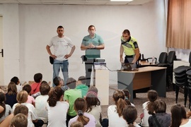 Узана - приключенски лагер - полицейска професия - запознаване