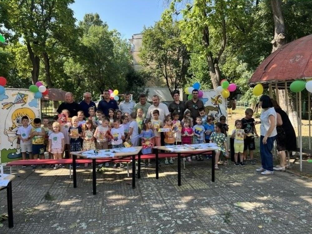 Огнеборци и горски служители гостуваха във видинска детска градина