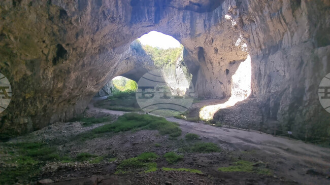 Ловеч - Деветашка пещера