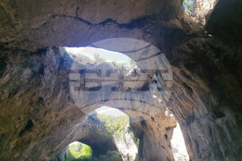 Ловеч - Деветашка пещера