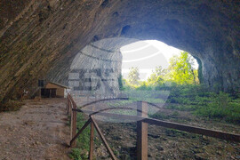 Ловеч - Деветашка пещера