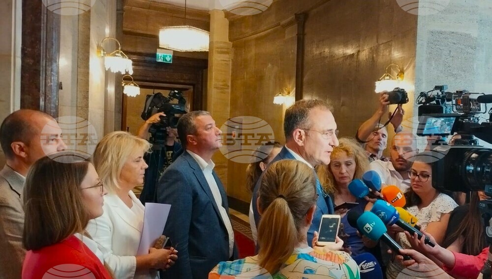Гуцанов след среща с ИТН: Имаме допирни точки, диалогът се върна в НС