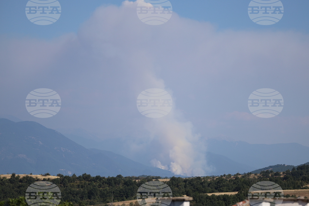 Село Сенокос - горски пожар