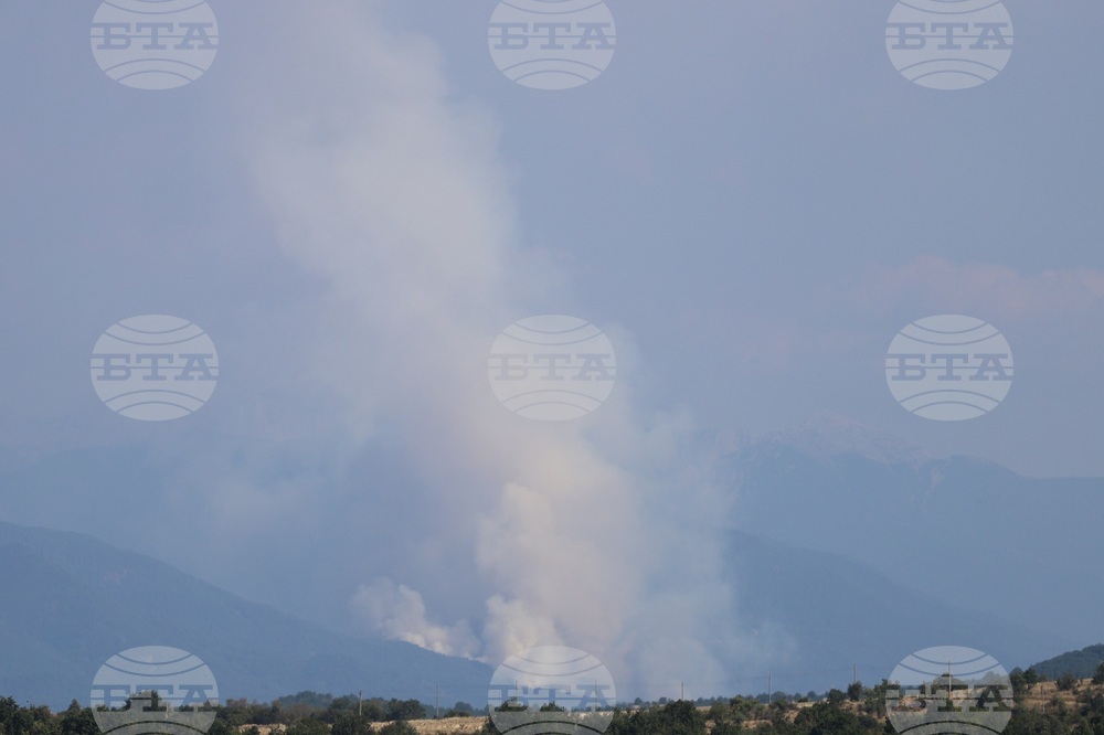 Село Сенокос - горски пожар