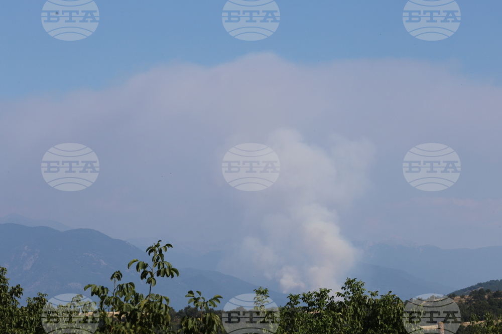 Село Сенокос - горски пожар