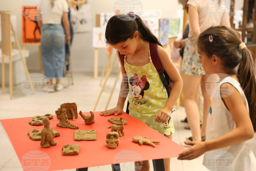 НХА - Лятна академия за деца и ученици - изложба