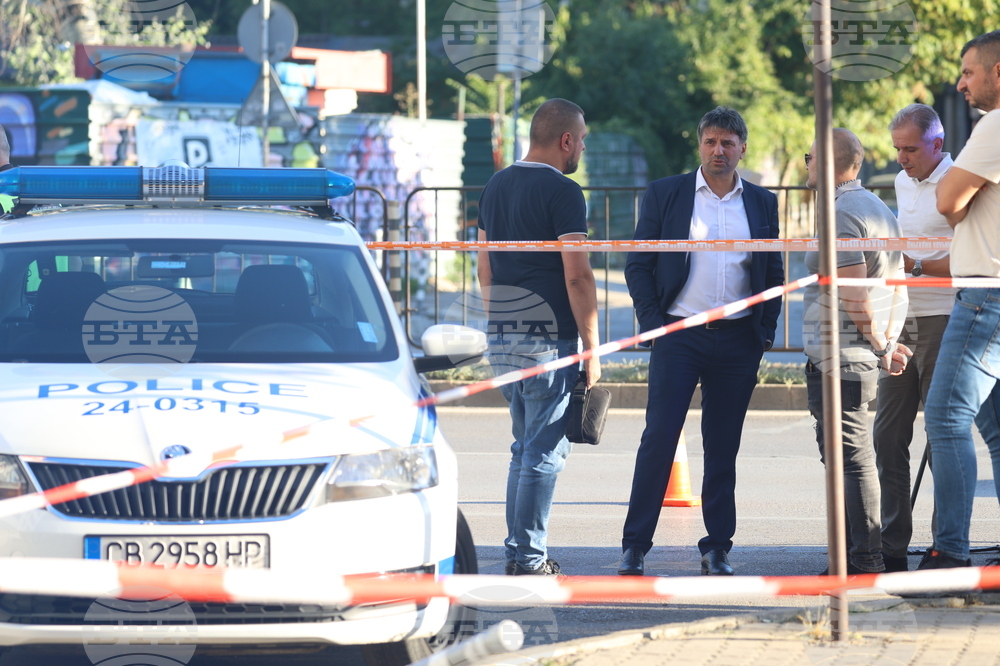 Автомобил е катастрофирал на бул. "Тодор Александров" в столицата