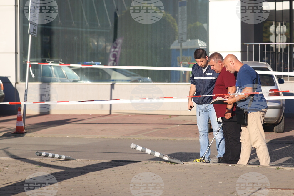 Автомобил е катастрофирал на бул. "Тодор Александров" в столицата