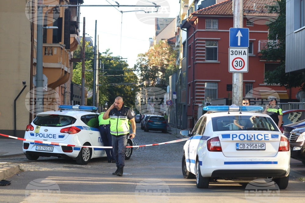 Автомобил е катастрофирал на бул. "Тодор Александров" в столицата