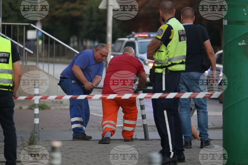 Автомобил е катастрофирал на бул. "Тодор Александров" в столицата