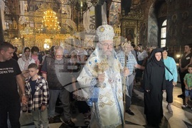 Адрианополският епископ Евлогий и монаси от Рилския манастир изнесоха Чудотворната икона на Света Богородица и отслужиха водосвет