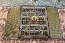 Адрианополският епископ Евлогий и монаси от Рилския манастир изнесоха Чудотворната икона на Света Богородица и отслужиха водосвет