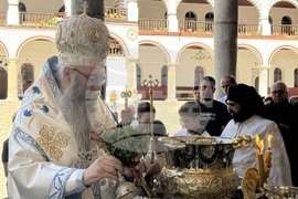 Адрианополският епископ Евлогий и монаси от Рилския манастир изнесоха Чудотворната икона на Света Богородица и отслужиха водосвет