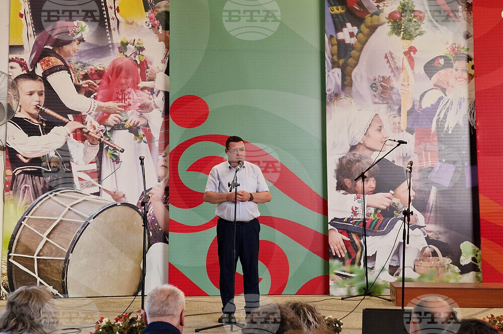 Село Царевец - фестивал - "Фолклорен извор"