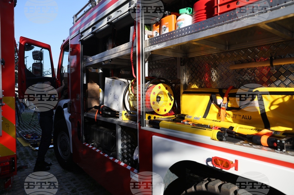 Нови пожарни автомобили