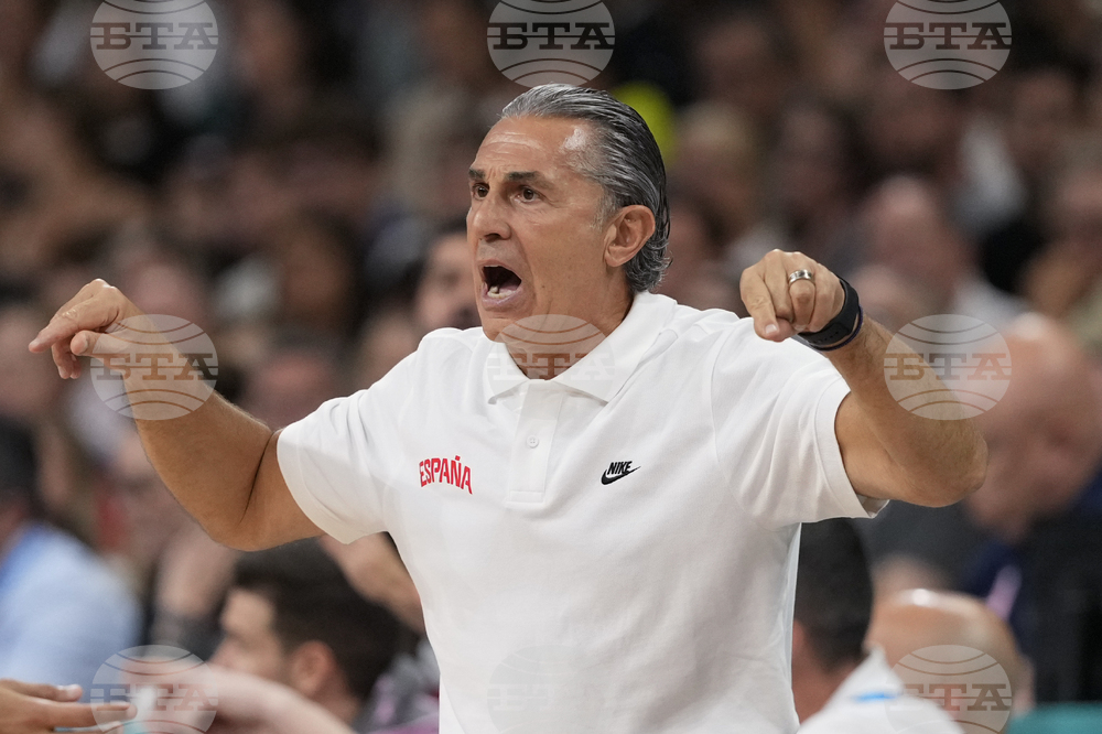 Старши треньорът на Маями Хийт Ерик Сполстра иска селекционера на Испания Серджо Скариоло за свой помощник