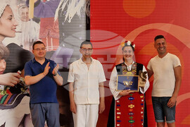 Село Царевец - фестивал "Фолклорен извор" - награждаване в конкурс "Старите песни на нов глас"