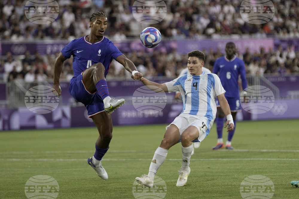 Байер Леверкузен се подсили с Лоик Баде