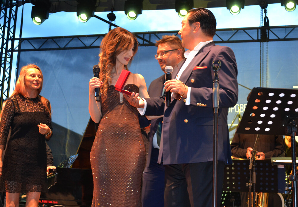 Международният джаз фестивал „Доктор Емил Илиев" бе открит тази вечер в Боровец