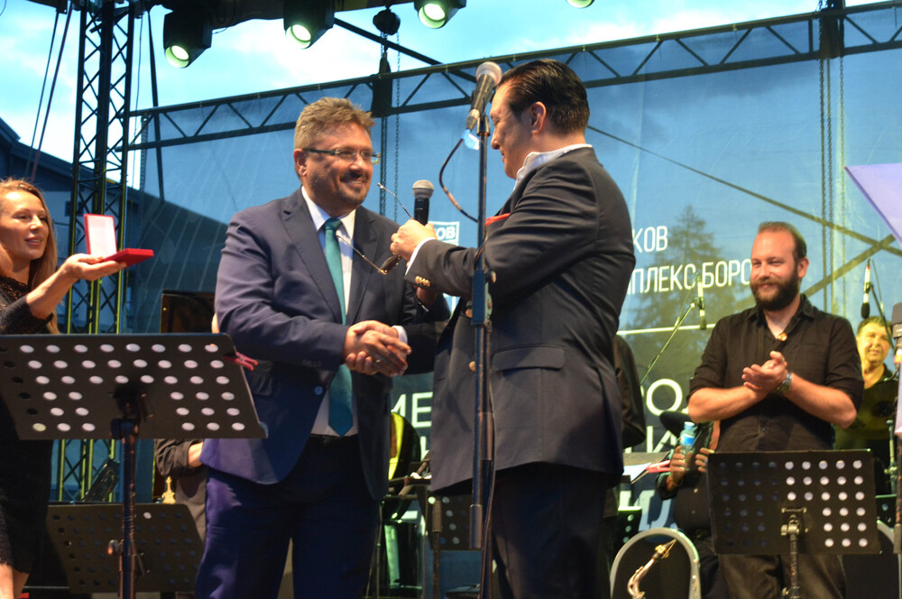 Международният джаз фестивал „Доктор Емил Илиев" бе открит тази вечер в Боровец