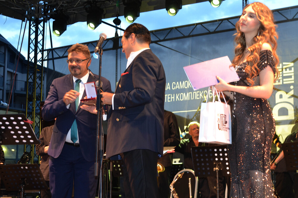 Международният джаз фестивал „Доктор Емил Илиев" бе открит тази вечер в Боровец