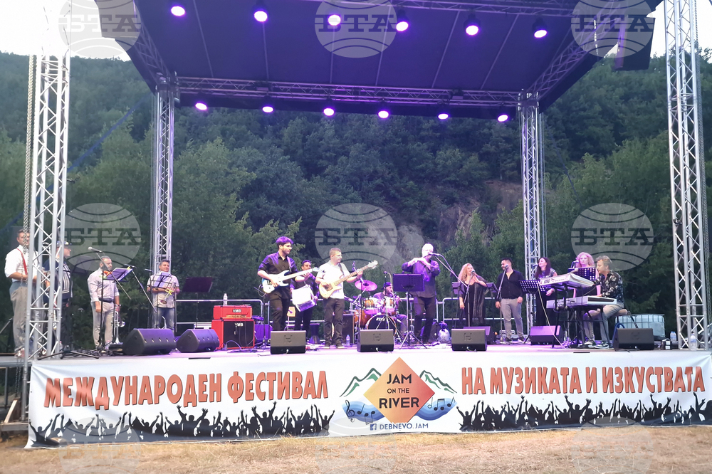 Село Дебнево - Jam on the river - фестивал - концерти