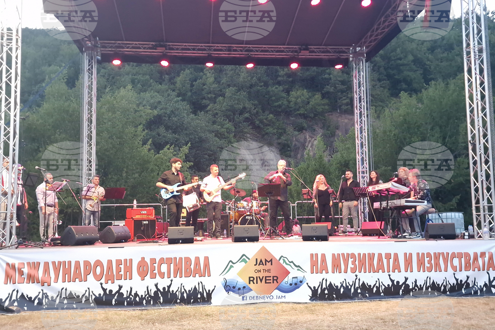 Село Дебнево - Jam on the river - фестивал - концерти