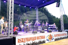 Село Дебнево - Jam on the river - фестивал - концерти