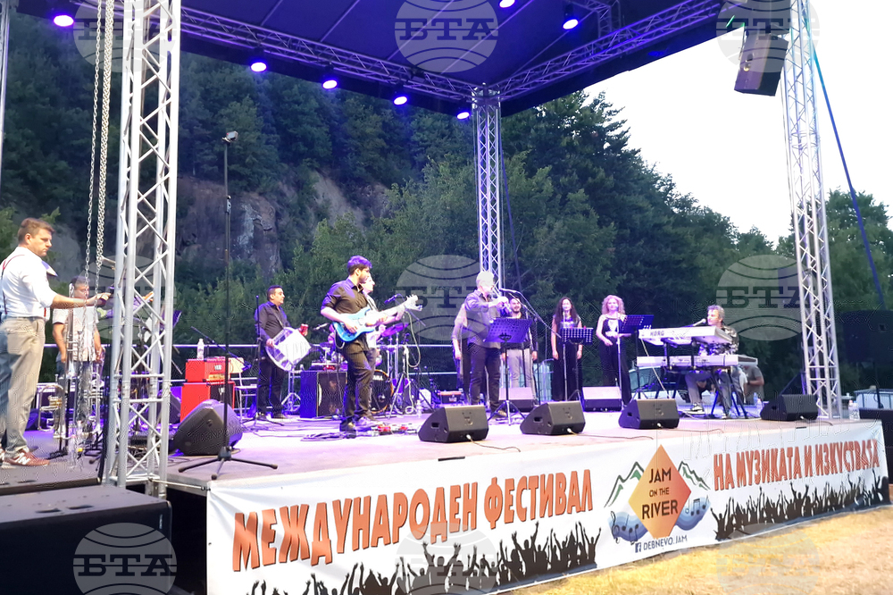 Село Дебнево - Jam on the river - фестивал - концерти