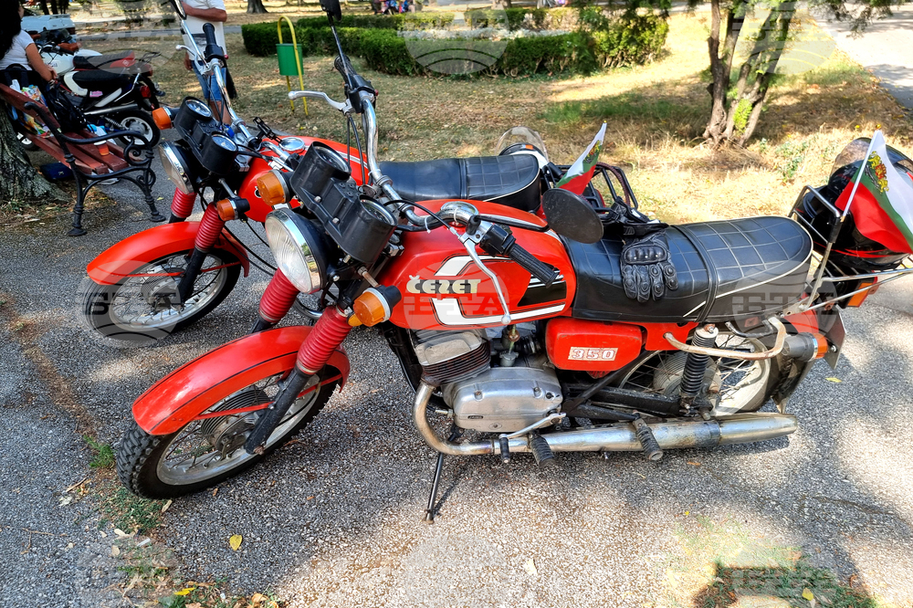 Видин - ретро автомобили - парад