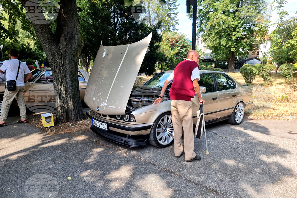 Видин - ретро автомобили - парад