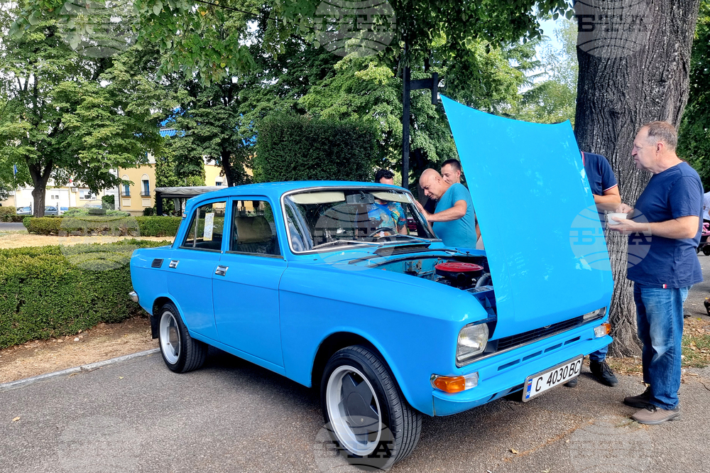 Видин - ретро автомобили - парад