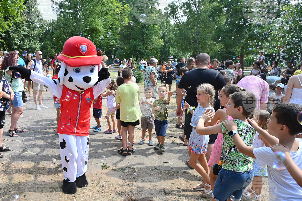 Летни училища по рисуване, музика, туризъм и занимания по интереси на открито организират общини в област Монтана