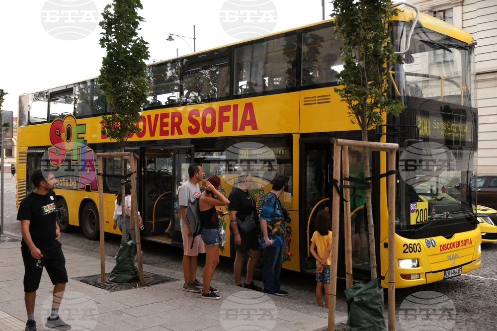 Туристическа автобусна линия 200