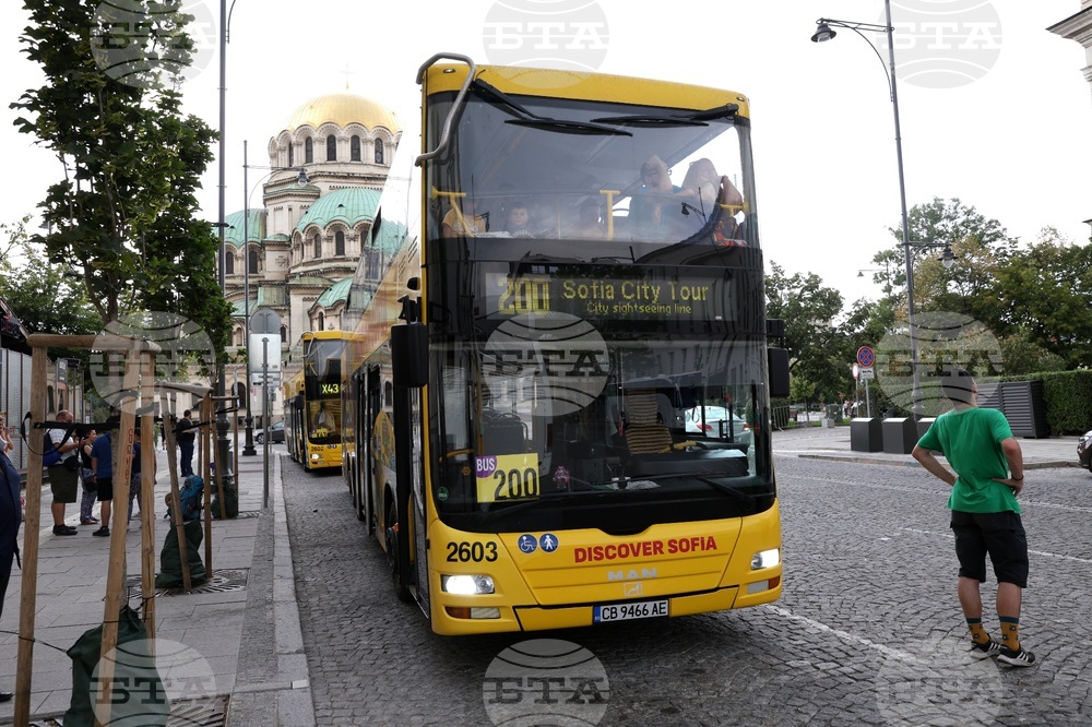 Туристическа автобусна линия 200
