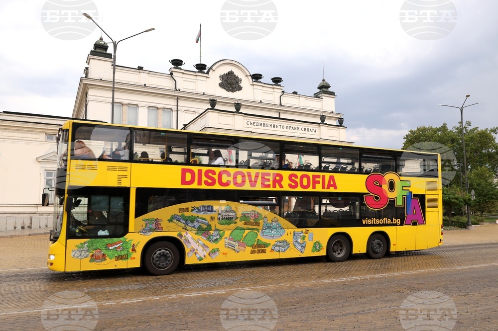 Туристическа автобусна линия 200