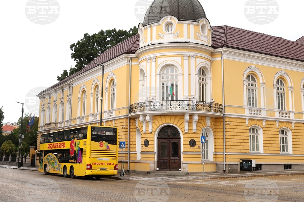 Туристическа автобусна линия 200