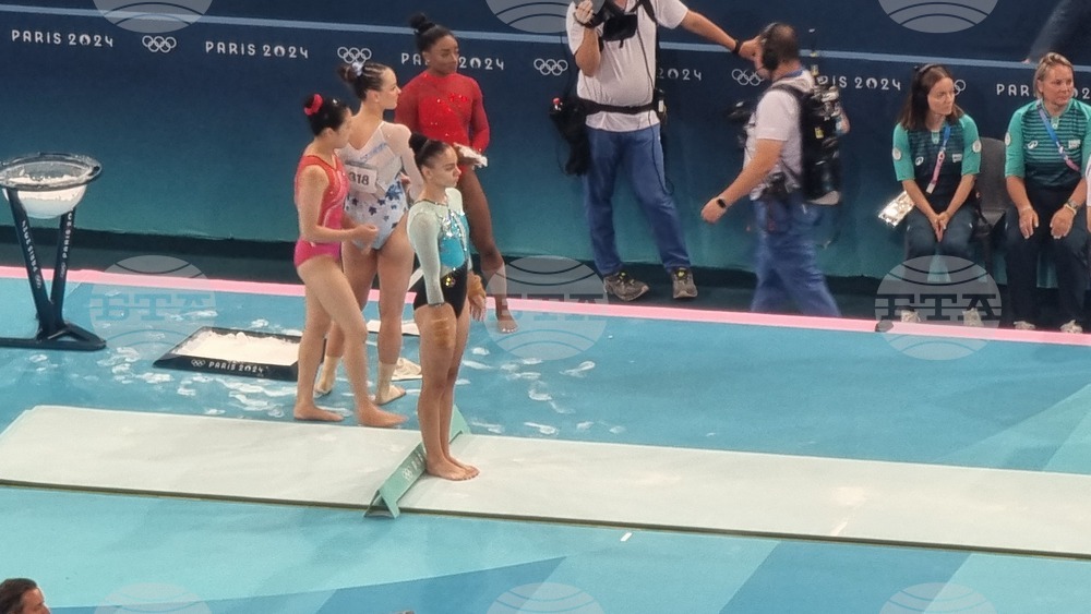 Франция - XXXIII Летни олимпийски игри - Валентина Георгиева - спортна гимнастика