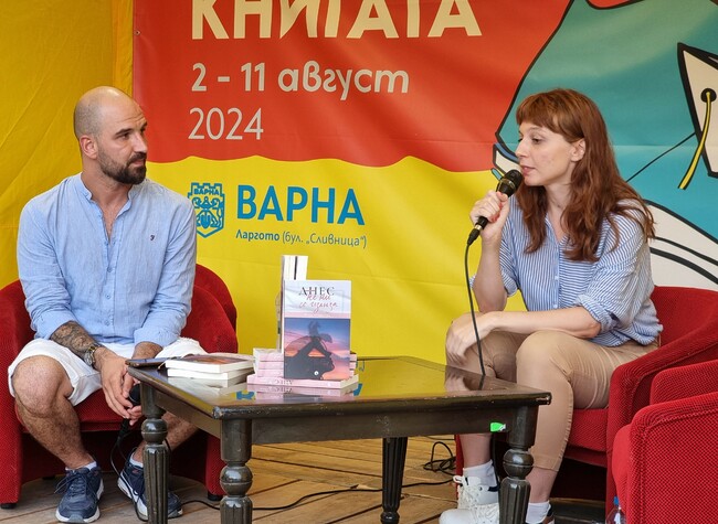 Неда Узунколева, Ангелина Ангелова и Михаил Стоянов гостуваха на изложението „Алея на книгата“ във Варна